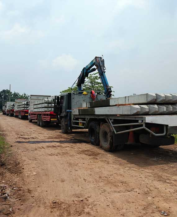 Hubungi Kami Tiang Pancang